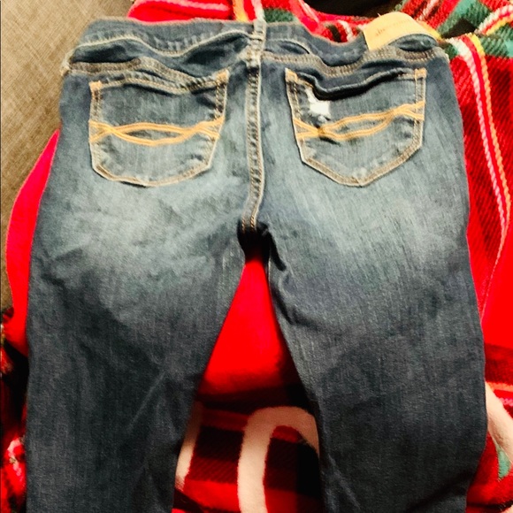 ⭐️Abercrombie & Fitch Jeans - Picture 3 of 6